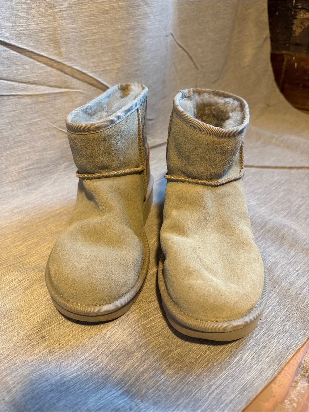 UGG Women's Short Suede Moccasins in Light Tan